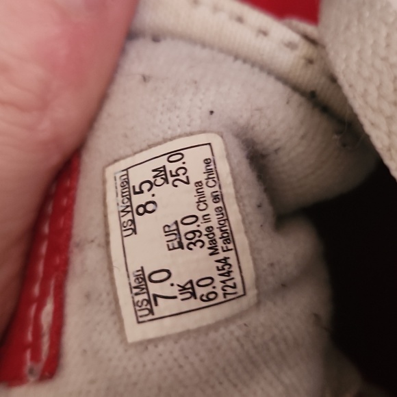 Vans - Picture 3 of 3